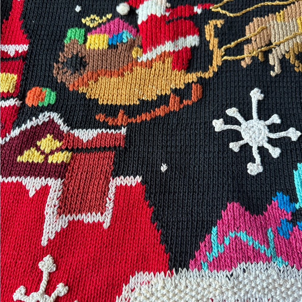 Berek vintage Festive Black Christmas Sweater with Santa Design - Picture 3 of 16